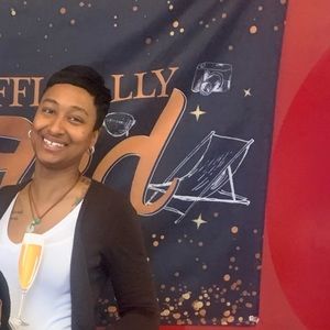 Meet your Posher, Michaela